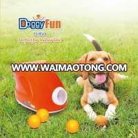 Promotional interactive plastic dog toys ball launcher